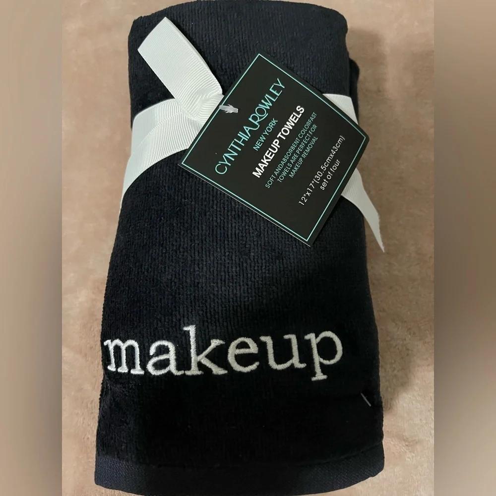 NWT “CYNTHIA ROWLEY” Black Embroidered Makeup Towels Set of 4